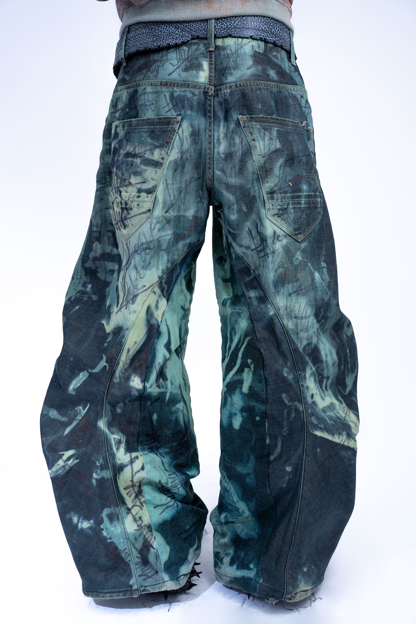 PRISON DENIM